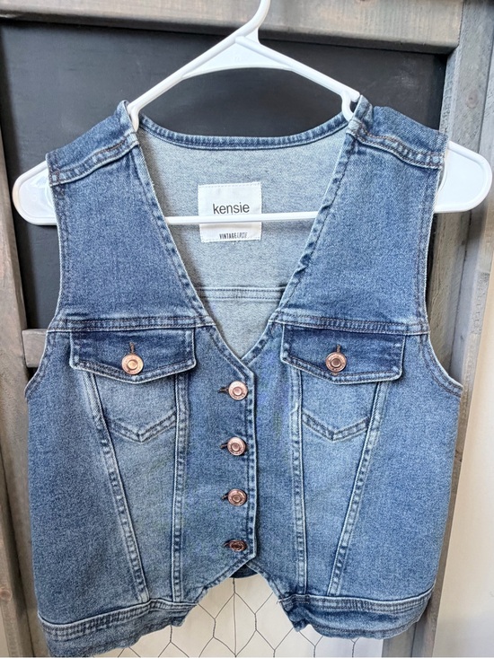 Kensie Jackets & Blazers - Kensie Jeans Vintage Luxe Denim Vest Women’s M Cropped Button Front